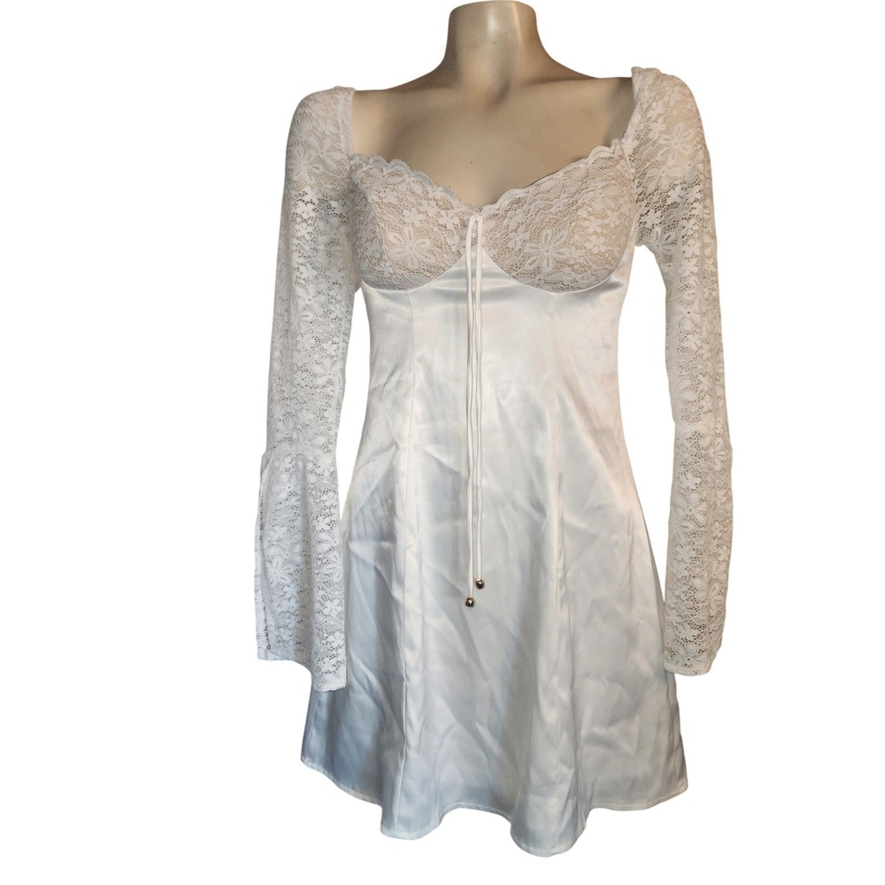 One and Only Collective NEW S White Satin Lace Sleeve Mini Dress AH0117D01 Fairy